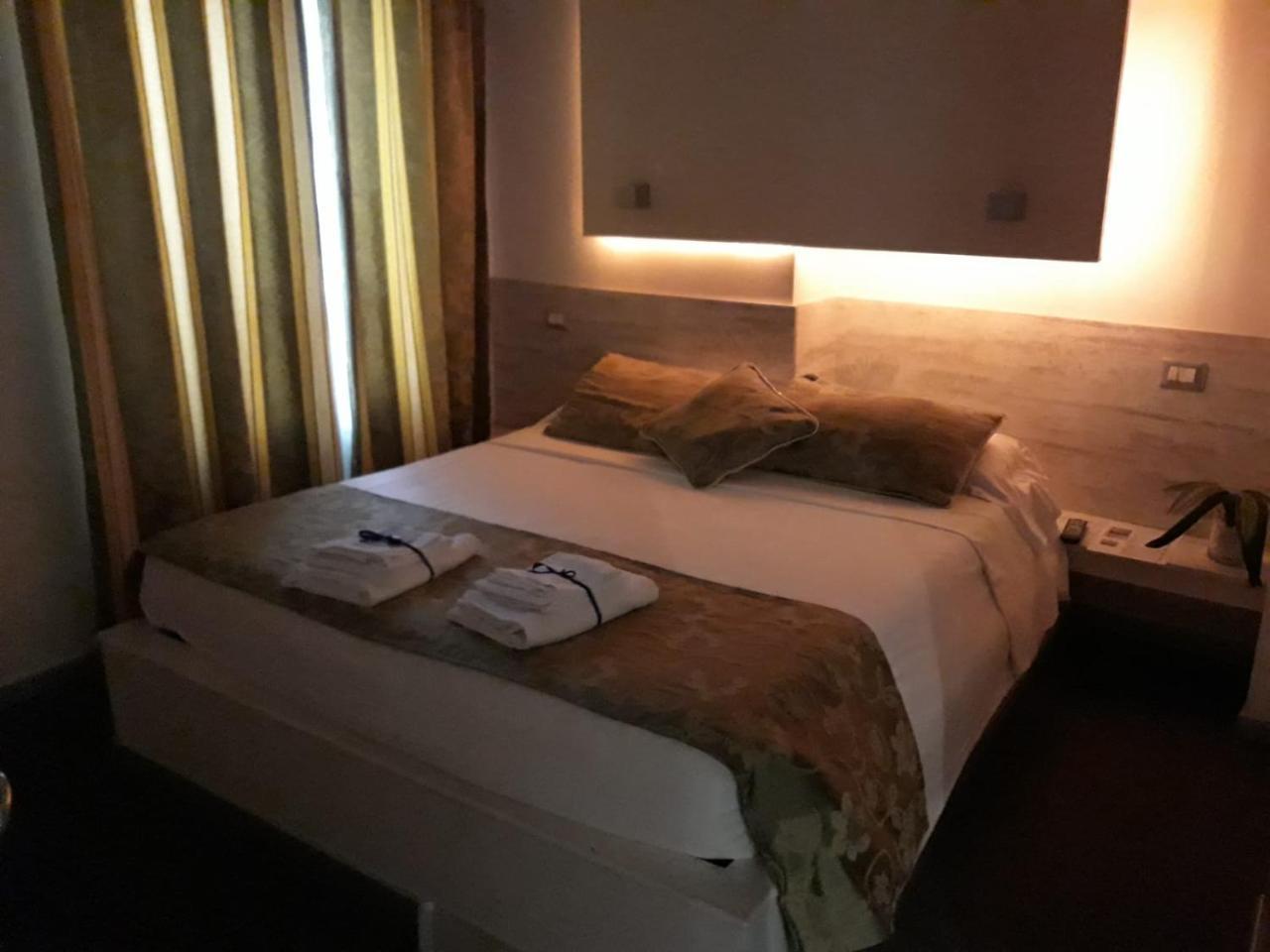 Hotel Relais San Pietro Rzym Zewnętrze zdjęcie